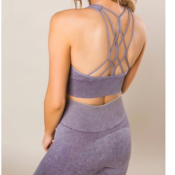 Lavender Sports Bra with Leggings Set - Picture 3 of 5